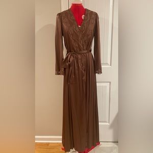 Vintage Vassarette Satin Peignoir Robe Chocolate Brown With Lace Trim